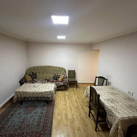 Ghazaryan Apartment Ереван Екстериор снимка